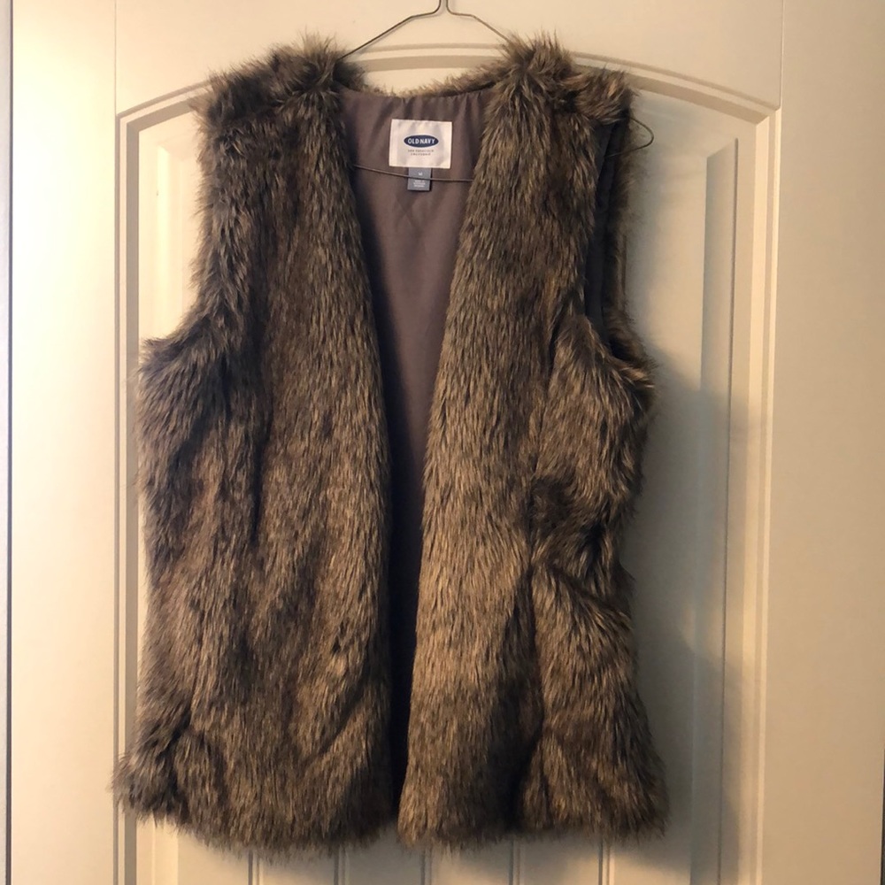 Old Navy Faux fur vest